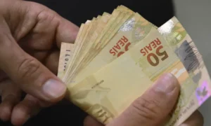 Pobre contribuinte!!! Lula Bate Recorde Em Liberação De Emendas Em Um Único Dia: R$ 4,9 Bilhões
