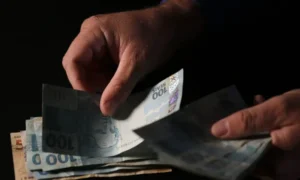 Em rota de descontrole!!!! Contas Do Governo Lula Têm Rombo Recorde De R$ 58,4 Bilhões Em Fevereiro, O Pior Resultado Para O Mês Em 28 Anos