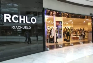 Lojas Riachuelo abre vagas para pessoas com deficiência na função de assistente de loja