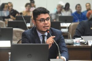 Ribeiro Neto apresenta projeto voltado à inclusão de autistas