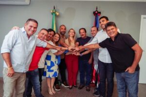 Roberto Costa recebe apoio dos prefeitos do PDT para a Famem