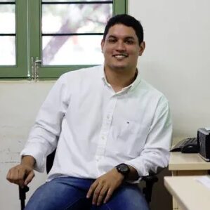 Romário Barros afirma que acompanhará vistoria do Nhozinho Santos e aguarda relatório dos Bombeiros