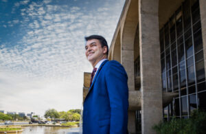 Transição de Mandato: Aspectos Legais e Responsabilidades do Prefeito Eleito