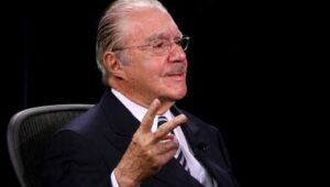 Sarney completa 94 anos de idade