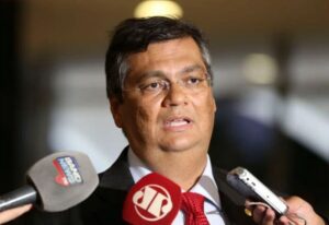 Flávio Dino não gosta de aparecer, Flávio Dino aparece