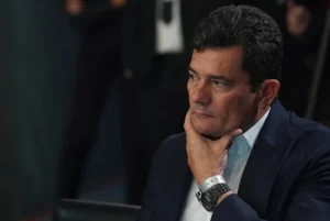 Plano contra autoridades: Facção monitorava rotina de Moro e família desde janeiro, aponta investigação