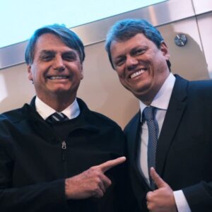 Bolsonaro diz que ida de Tarcísio para o PL está “90%” fechada