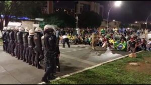 No fim, venceu a democracia…