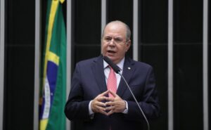 Hildo Rocha defende projeto que suspende pagamento de dívidas do Rio Grande do Sul
