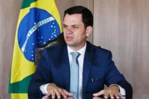 Alexandre  de Moraes protege Anderson Torres na CPMI do 8 de Janeiro…
