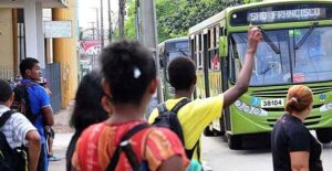 O manjado teatro para aumento de passagens no carnaval…