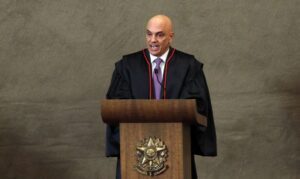 Ministro do STF suspende trecho da Lei de Improbidade