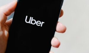 São Luís: UBER é condenada por não comprovar conduta imprópria de motorista cancelada