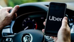 UBER é condenada a pagar indenização por furto de compras por motorista em São Luís