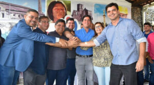 Imagem do dia: Rubens Júnior fechado com PP e DC…