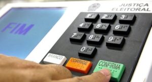 Políticos concordam com editorial do blog sobre adiamento das eleições