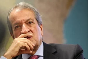 Moraes concede liberdade a Valdemar Costa Neto, que vai deixar a prisão