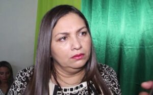 ANAPURUS: Prefeita derrotada tenta arrumar uma “boquinha” só para os mais “chegados”