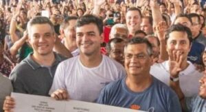 Postura de Dino contra Braide esvazia torcida no governo pelo deputado
