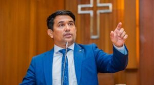 Risco de cassação de Wellington tira interesse de partidos em sua filiação…