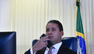 Weverton parte pra cima de Brandão após episódio “Fufuca nosso senador”