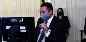 Senado deve votar segunda o adiamento das eleições