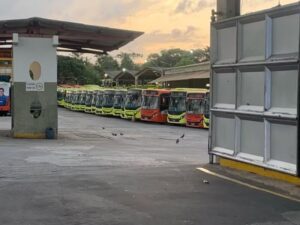 Ônibus amanhecem nas garagens e São Luís enfrenta nova greve
