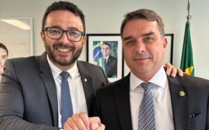 Dr. Yglésio recebe apoio da família Bolsonaro para prefeito de São Luís