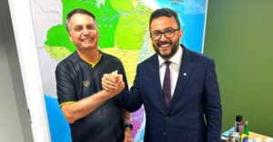 Candidato bolsonarista vai muito mal, aponta DataIlha