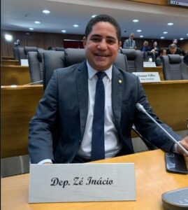 Zé Inácio Rodrigues volta a usar o nome parlamentar Zé Inácio