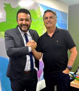 CCJ da Assembleia rejeita título de Cidadão Maranhense a Bolsonaro