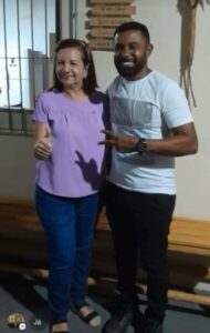 Drª Bia fecha com Izaque Cirino e encaminha vitória em Luís Domingues