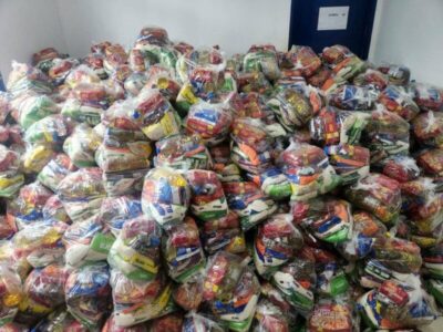 Semana Santa com entrega de cestas básicas em Godofredo Viana