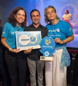 São Benedito do Rio Preto recebe troféu e certificação do Selo UNICEF