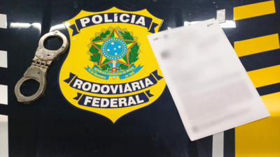 PRF prende motorista com mandado de prisão em aberto durante fiscalização em Caxias