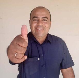Prefeito de Senador La Rocque é acusado pelo MP de contratar professores sem formação