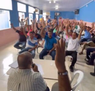 Rodoviários aprovam proposta do SET e coletivos voltarão a circular na Grande Ilha ainda hoje
