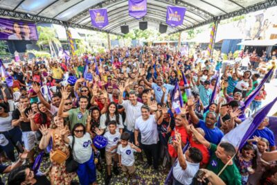Clara reúne milhares de lideranças e amigos em São Luís