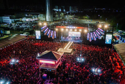Baile da Santinha foi sucesso de público