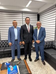Eudes Barros busca mais apoio para Raposa em Brasília