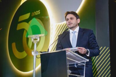 Ministro Juscelino Filho destaca importância da economia digital em artigo