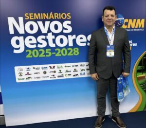 Prefeito eleito de Mirinzal Deyvison do Posto, participa do seminário novos gestores 2025-2028 em Brasília