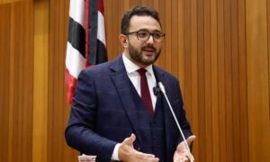 Yglésio denuncia manobras para afastar governador Carlos Brandão