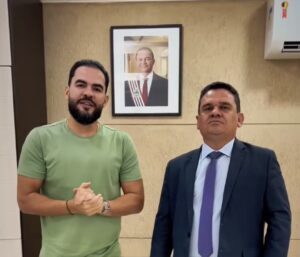 Prefeito de Turilândia, Paulo Curió é recebido pelo secretário de segurança do estado Maurício Martins
