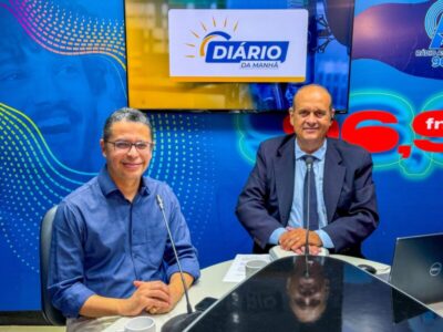 Carlos Lula destaca Dia Nacional em Defesa da Democracia no ‘Diário da Manhã’