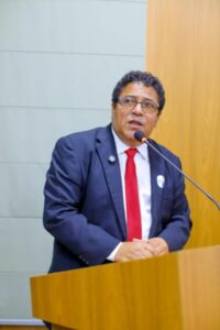 Sá Marques trata de segurança e destaca audiência sobre passe livre estudantil