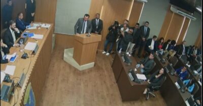 Na tribuna, Domingos Paz diz que irá renunciar ao mandato