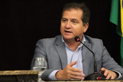 Simplício define projeto político até abril