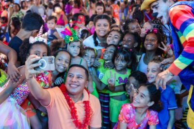 Raimundo Penha promove Bailinho da Gurizada para centenas de crianças