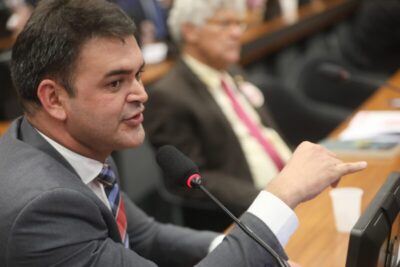 Deputado Rubens Jr. apresenta projeto que põe fim ao orçamento secreto